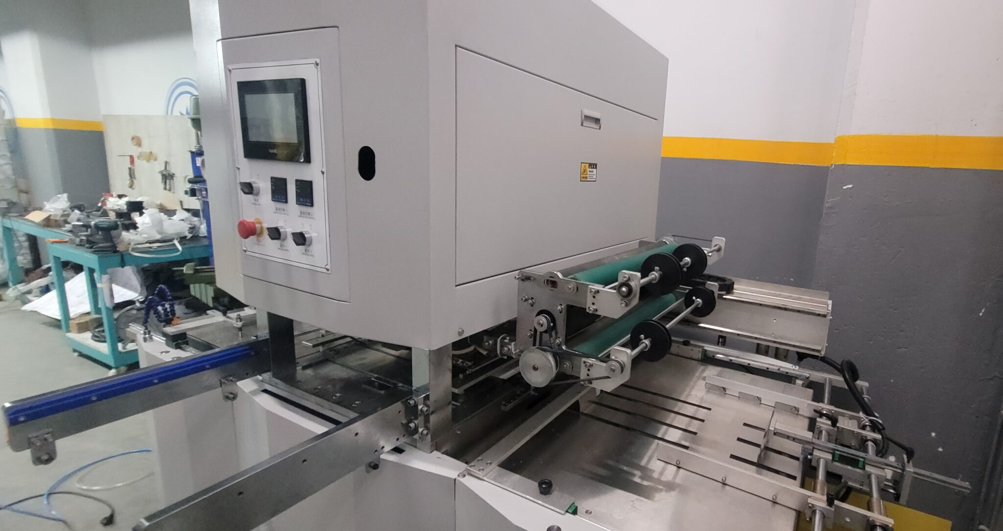 Yaldız Baskı ve Gofre Makinesi Yarı Oto 2 Yaldız Baskı ve Gofre Makinesi Yarı Oto 2